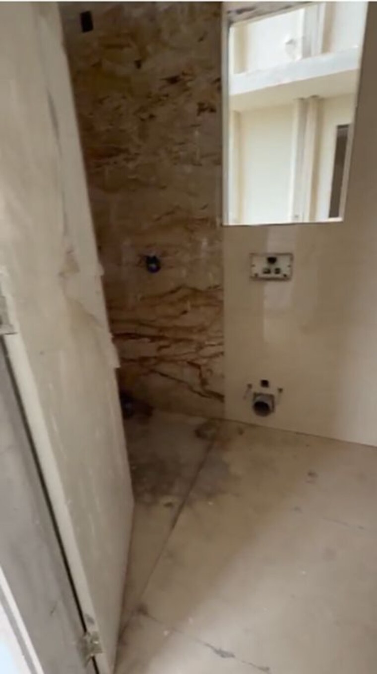Bathroom, chembur 2 Bedroom 640 Sq.Ft. Apartment In Chembur Mumbai 10782697