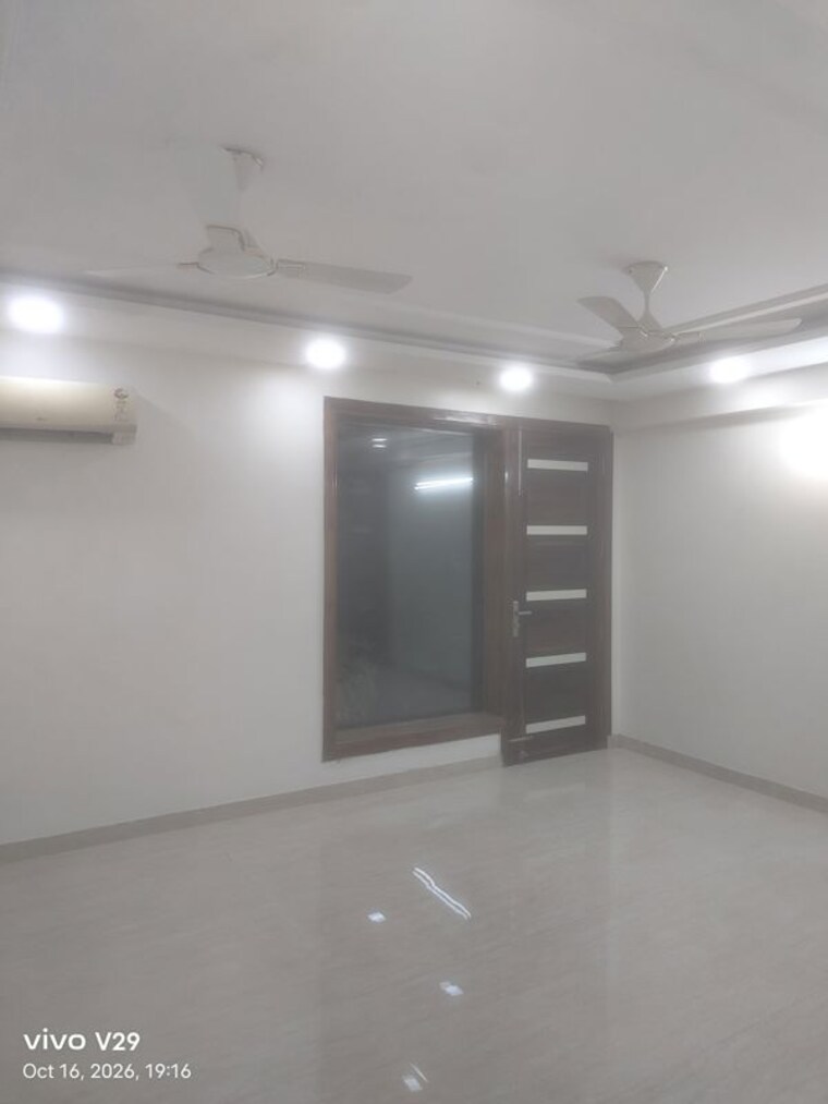 Room, emaar-marbella 5 Bedroom 8120 Sq.Ft. Villa In Sector 66 Gurgaon 10782692