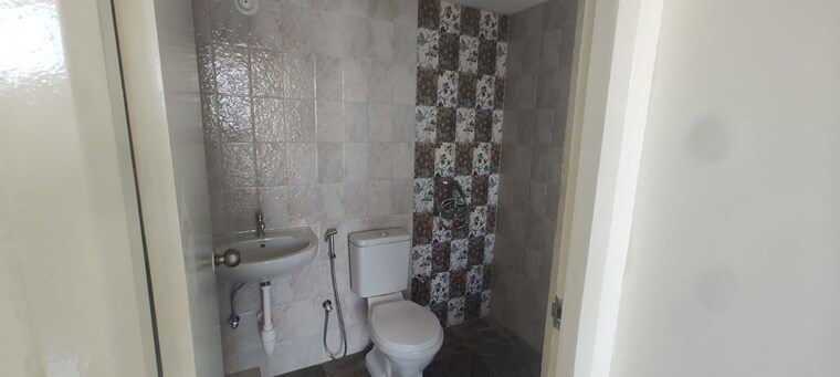 Bathroom, mahindra-happinest-kalyan 2 Bedroom 653 Sq.Ft. Apartment In Kalyan West Thane 10782681
