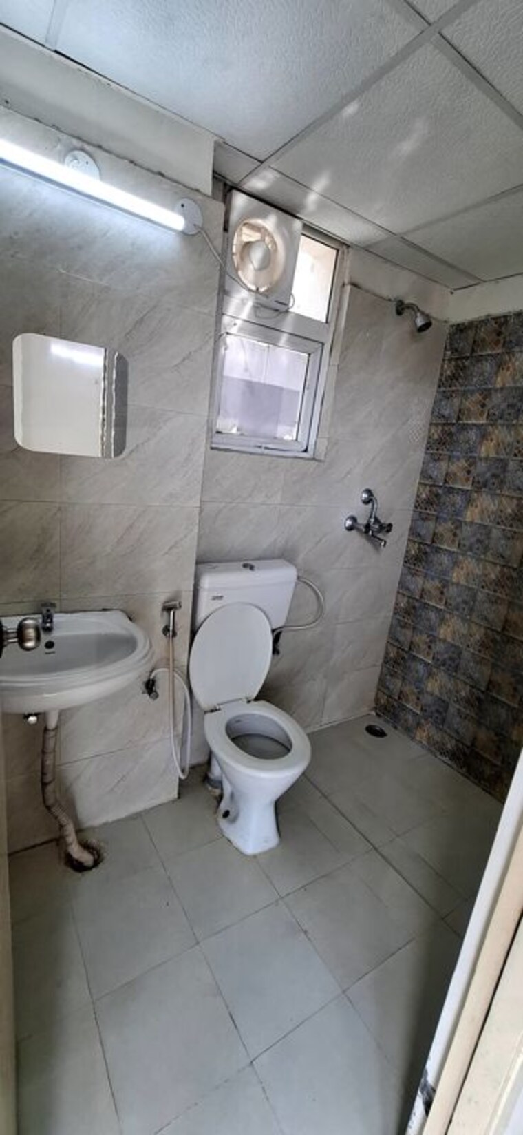 Bathroom, signature-global-the-millennia 2 Bedroom 800 Sq.Ft. Apartment In Sector 37d Gurgaon 10782710