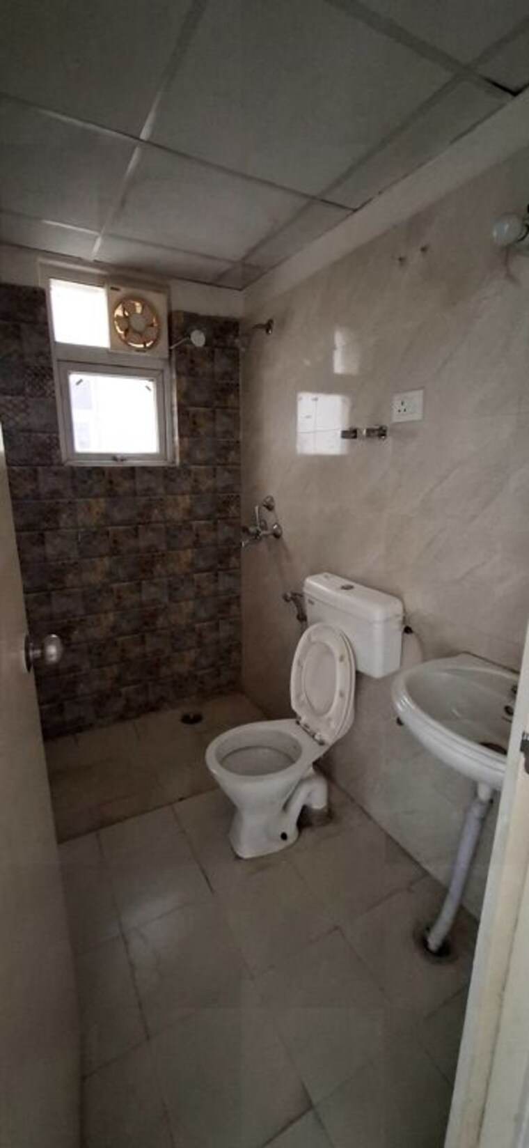 Bathroom, signature-global-the-millennia 2 Bedroom 800 Sq.Ft. Apartment In Sector 37d Gurgaon 10782720