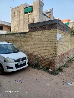   Plot at Dalelpur Village – for Sale