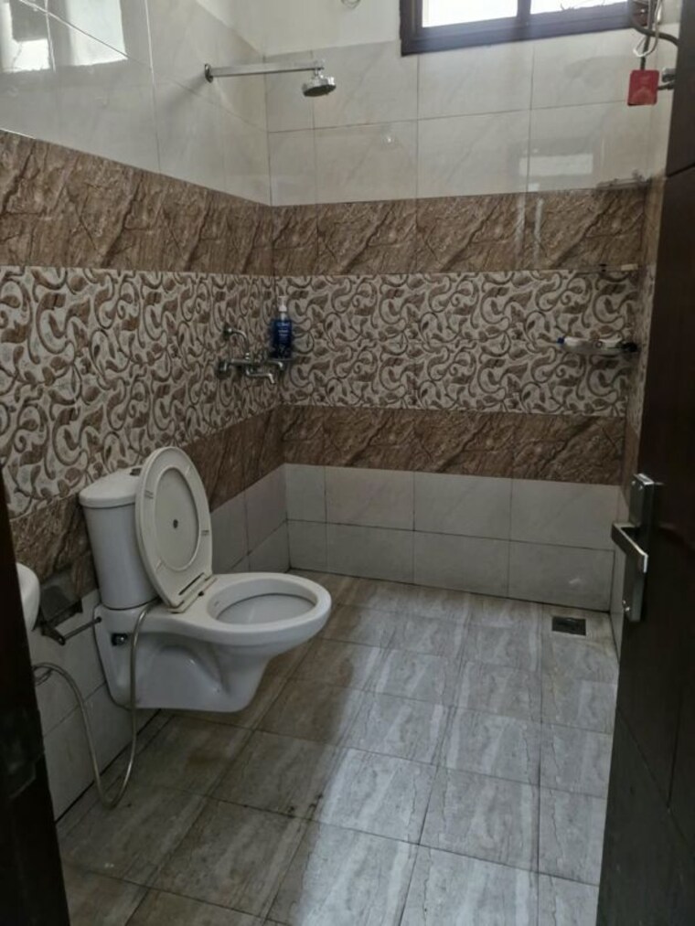 Bathroom, sector 21c 4 Bedroom 2200 Sq.Ft. Independent House In Sector 21c Chandigarh 10782732