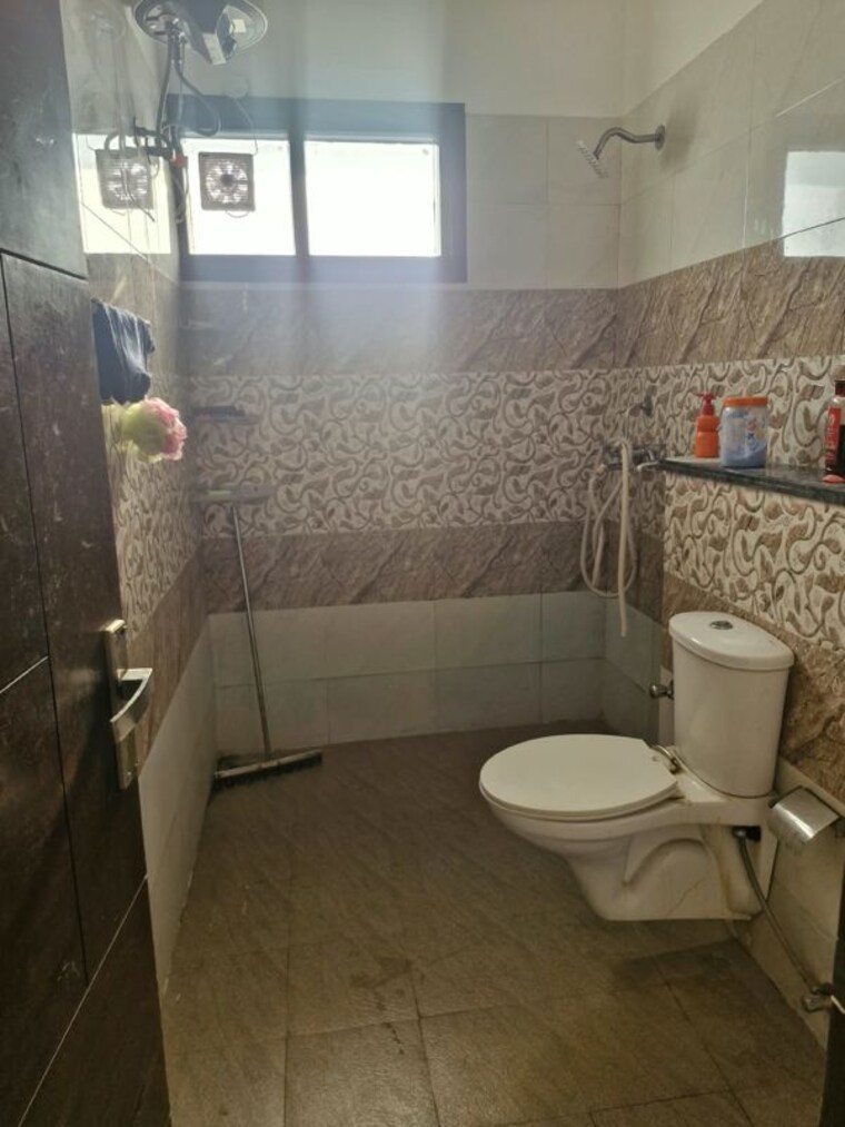 Bathroom, sector 21c 4 Bedroom 2200 Sq.Ft. Independent House In Sector 21c Chandigarh 10782732
