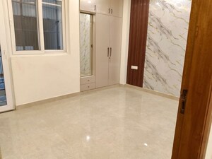 Room in  Builder Floor at BPTP District Phase 2, Sector 84 – for Sale