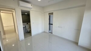 Room in 3 BHK Apartment at Nine Ramaa Krishna, Bandra East – for Rent