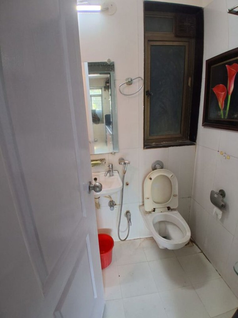 Bathroom, chembur 2 Bedroom 680 Sq.Ft. Apartment In Chembur Mumbai 10782752