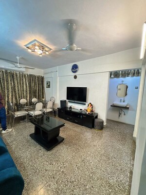 Parking in 2 BHK Apartment at Mangal Prabha, Santacruz East – for Rent