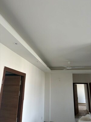 Room in 3 BHK Apartment at Tulip Yellow, Sector 69 – for Rent