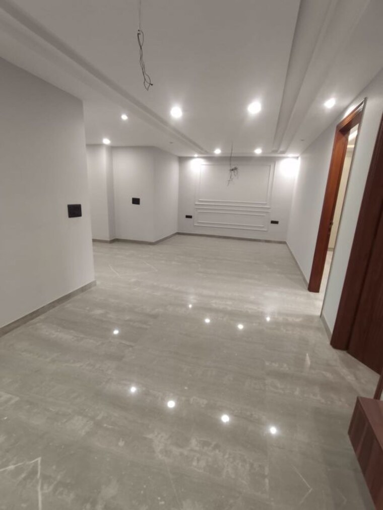 Room, paschim vihar 3 Bedroom 200 Sq.Yd. Builder Floor In Paschim Vihar Delhi 10782817