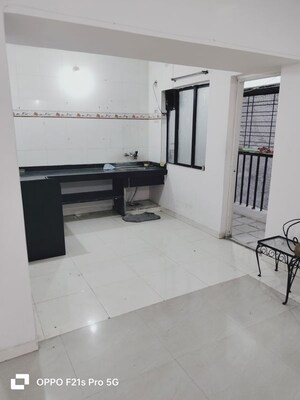Team Area in 2 BHK Apartment at Trimurti Madhuban, Vishrantwadi – for Rent