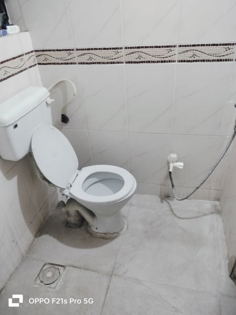 Bathroom, trimurti-madhuban 2 Bedroom 1050 Sq.Ft. Apartment In Vishrantwadi Pune 10782800