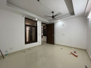 Bedroom in 2 BHK Builder Floor at Saket – for Rent