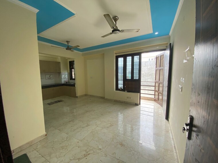 Room, sector 23 4 Bedroom 2000 Sq.Ft. Builder Floor In Sector 23 Gurgaon 10782838