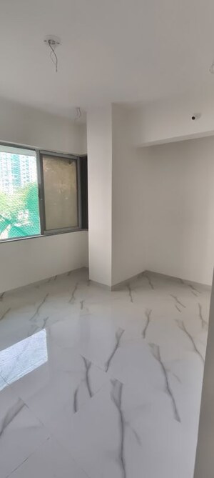 1 BHK Apartment For Rent in Raunak Unnathi Woods Phase 6, Ghodbunder Road