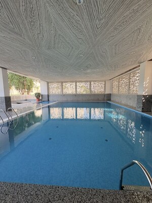 Swimming Pool in 4 BHK Apartment at SS Linden, Sector 84 – for Rent