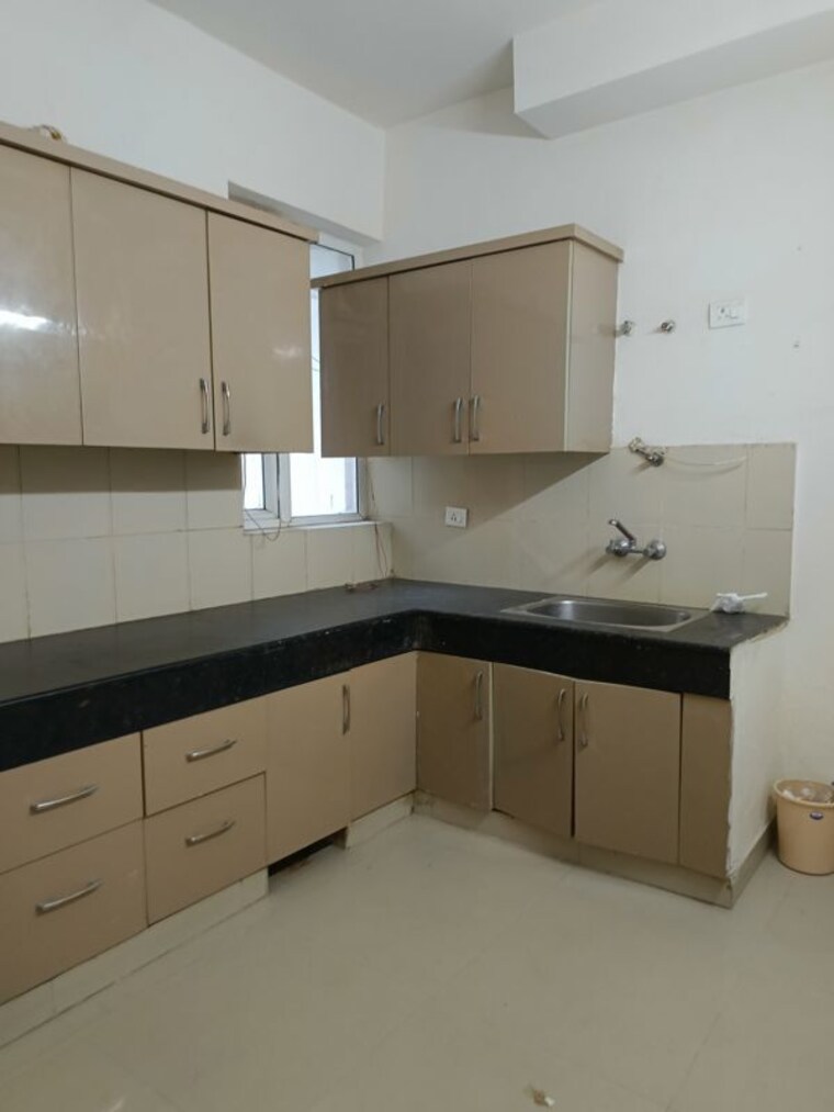 Kitchen, roots-courtyard 3 Bedroom 1400 Sq.Ft. Builder Floor In Sector 48 Gurgaon 10782895