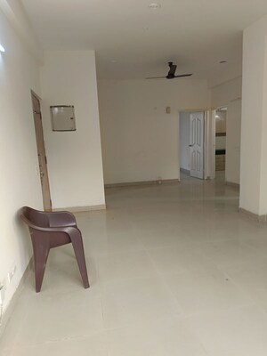 Room in 3 BHK Builder Floor at Roots Courtyard, Sector 48 – for Sale