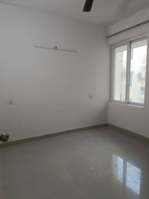 Room in 3 BHK Builder Floor at Roots Courtyard, Sector 48 – for Sale