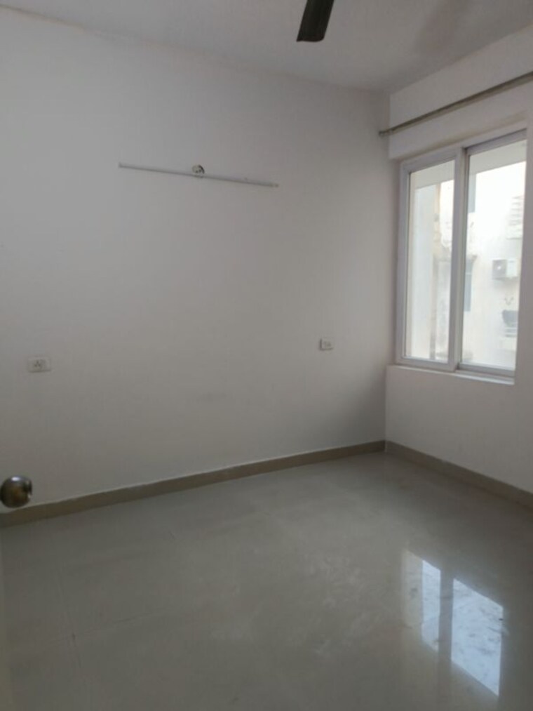 Room, roots-courtyard 3 Bedroom 1400 Sq.Ft. Builder Floor In Sector 48 Gurgaon 10782895