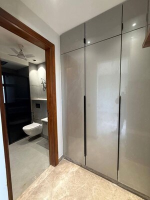 Bathroom in 4 BHK Apartment at Vatika Sovereign Park, Sector 99 – for Rent