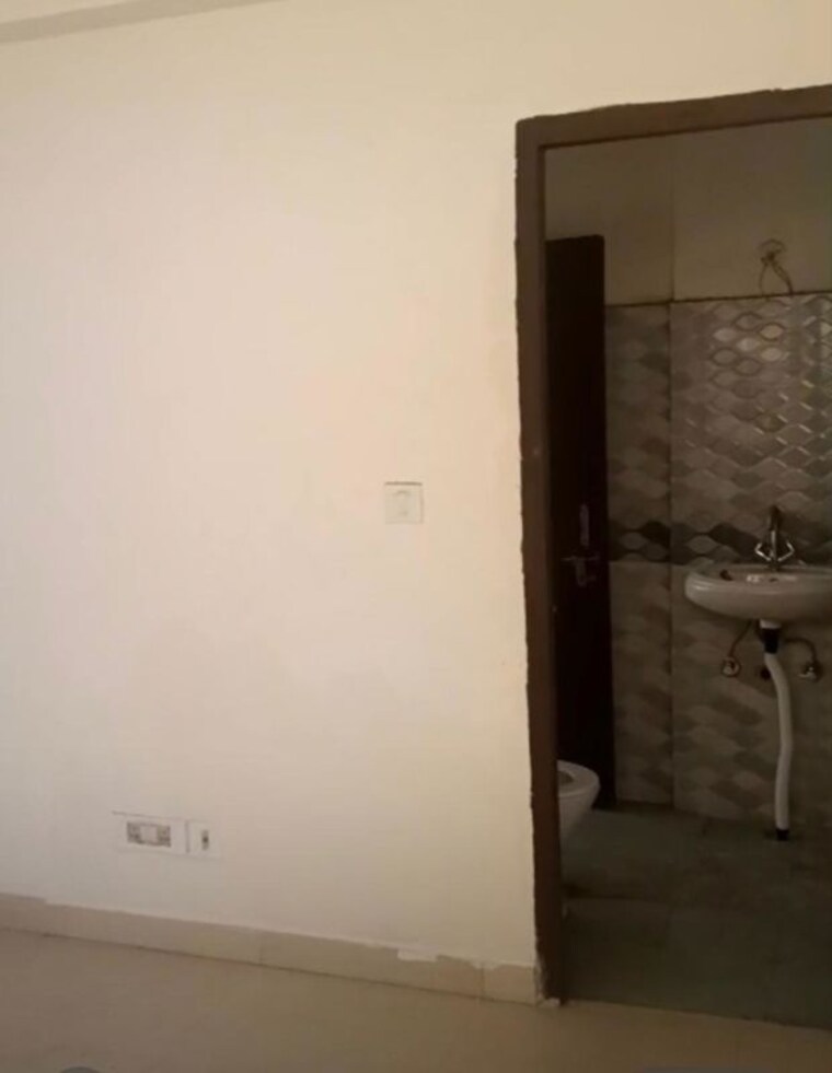 Room, morta 3.5 Bedroom 1779 Sq.Ft. Apartment In Morta Ghaziabad 10779341