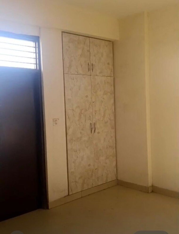 Room, morta 3.5 Bedroom 1779 Sq.Ft. Apartment In Morta Ghaziabad 10779341