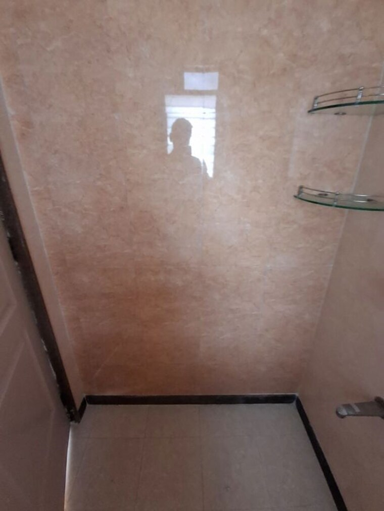Bathroom, chembur 2 Bedroom 750 Sq.Ft. Apartment In Chembur Mumbai 10782919