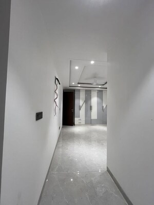 Building Lobby in 4 BHK Builder Floor at Freedom Fighters Vihar – for Rent
