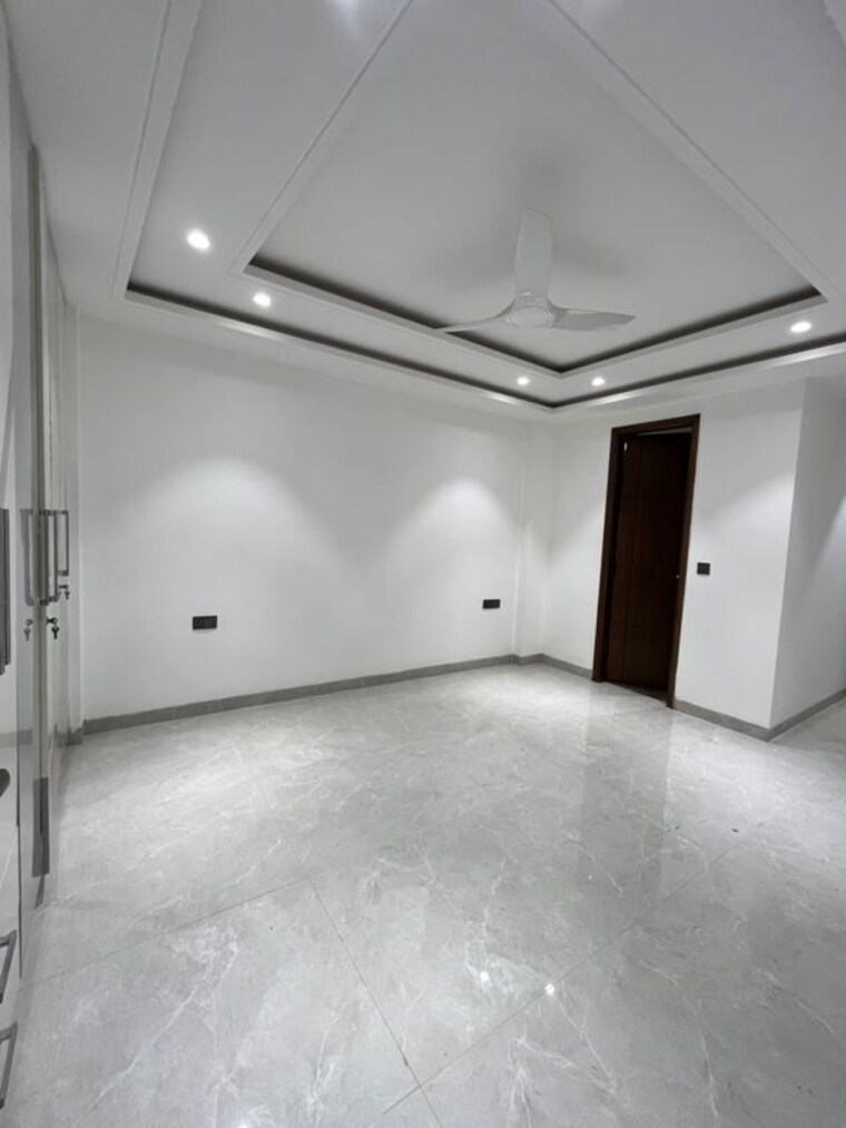 Room, freedom fighters vihar 4 Bedroom 2000 Sq.Ft. Builder Floor In Freedom Fighters Vihar Delhi 10782927