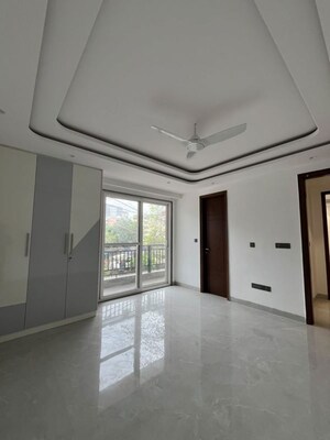 Room in 4 BHK Builder Floor at Freedom Fighters Vihar – for Rent