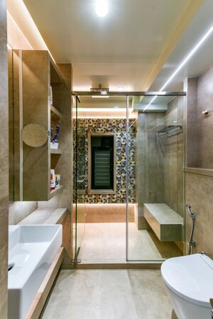 Attached Bathroom in 4 BHK Apartment at Magnum Tower, Parel – for Sale