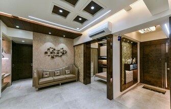 4 BHK +Apartment For Sale in Magnum Tower in Parel, Mumbai