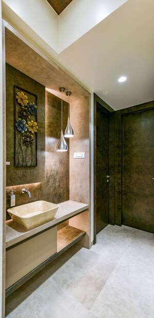Bedroom in 4 BHK Apartment at Magnum Tower, Parel – for Sale