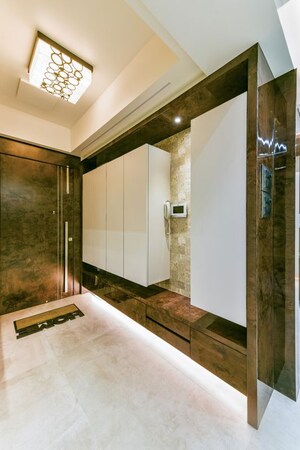 Bedroom in 4 BHK Apartment at Magnum Tower, Parel – for Sale