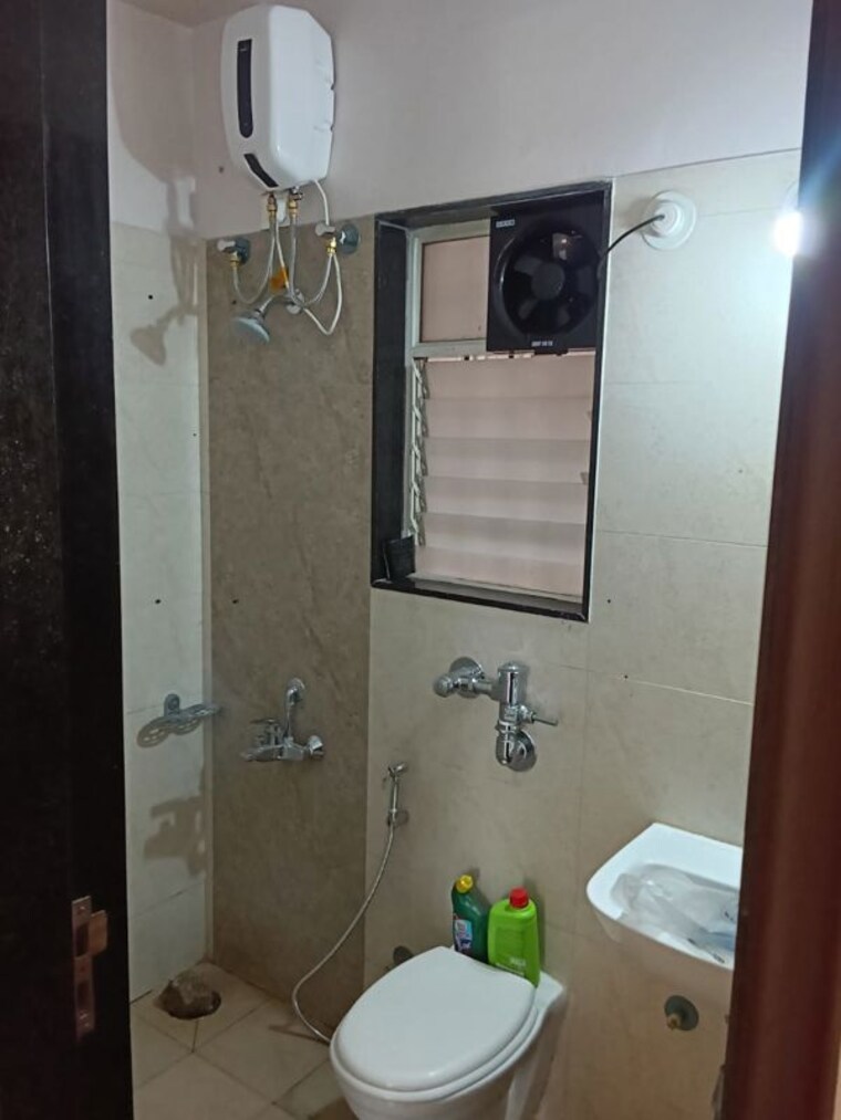 Bathroom, nyati-esplanade 2.5 Bedroom 1300 Sq.Ft. Apartment In Bavdhan Pune 10782966