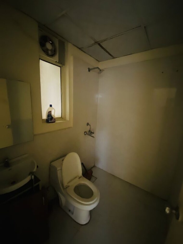 Bathroom, pyramid-urban-homes 2 Bedroom 800 Sq.Ft. Apartment In Sector 70a Gurgaon 10782971