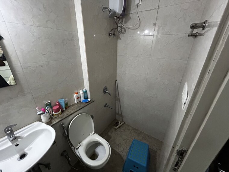 Bathroom, sheth-vasant-oasis 1 Bedroom 472 Sq.Ft. Apartment In Andheri East Mumbai 10782969