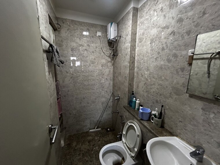 Bathroom, sheth-vasant-oasis 1 Bedroom 472 Sq.Ft. Apartment In Andheri East Mumbai 10782969