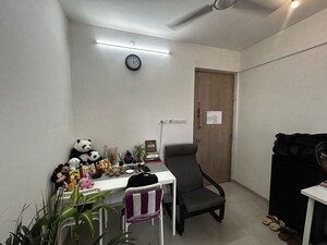 Gym in 1 BHK Apartment at Sheth Vasant Oasis, Andheri East – for Rent