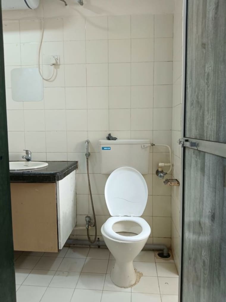 Bathroom, piccadilly-2 1 RK 344 Sq.Ft. Apartment In Goregaon East Mumbai 10782976