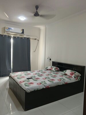 Bedroom in 1 RK Apartment at Piccadilly 2, Goregaon East – for Rent