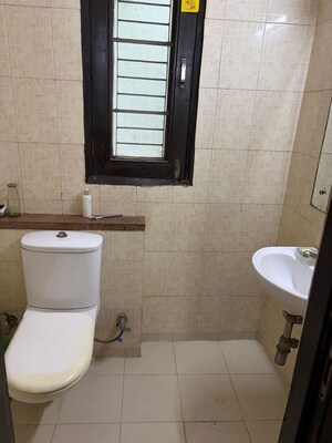 Bathroom in 3.5 BHK Builder Floor at Unitech South City II, Sector 50 – for Rent