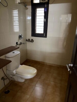 Bathroom in 3.5 BHK Builder Floor at Unitech South City II, Sector 50 – for Rent