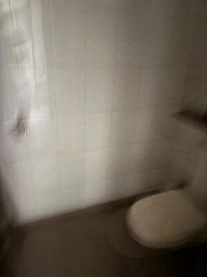 Bathroom in 3.5 BHK Builder Floor at Unitech South City II, Sector 50 – for Rent