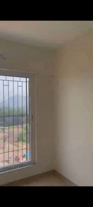 Building Lobby in 2 BHK Apartment at Dosti Tulip, Balkum Pada – for Sale
