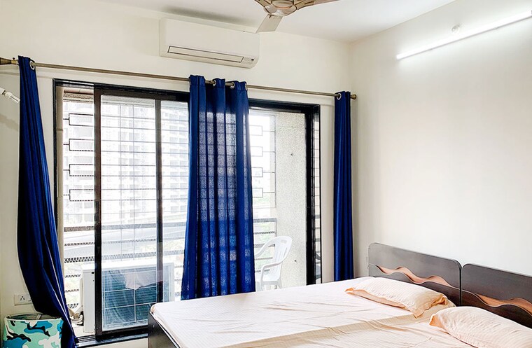 Bedroom, db-orchid-suburbia Pg For Boys In Kandivali West 10783044