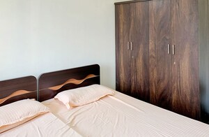  Pg For Rent in DB Orchid Suburbia, Kandivali West