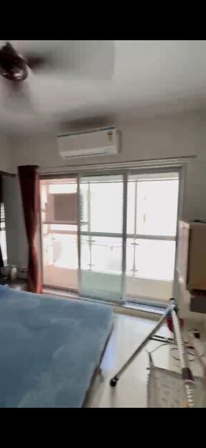 Room in  Apartment at Galaxy Exotica, Vile Parle East – for Rent