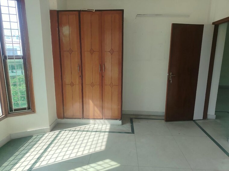 Bedroom, ss-the-palladians 3 Bedroom 1550 Sq.Ft. Apartment In Sector 47 Gurgaon 10783087